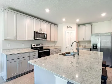 525 Vista Villages Boulevard Davenport FL 33896