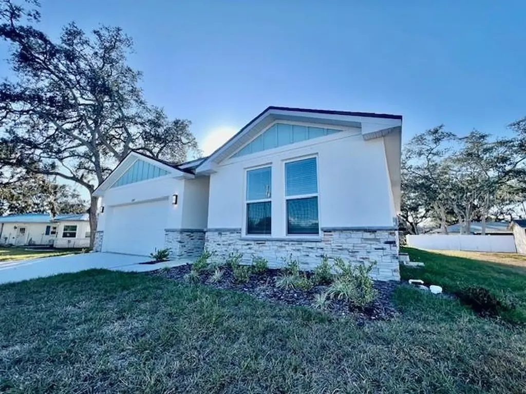 1497 Laredo Avenue Spring Hill FL 34608