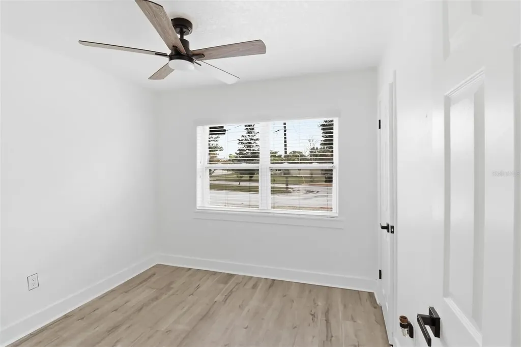 5345 Avon Court Orlando FL 32807