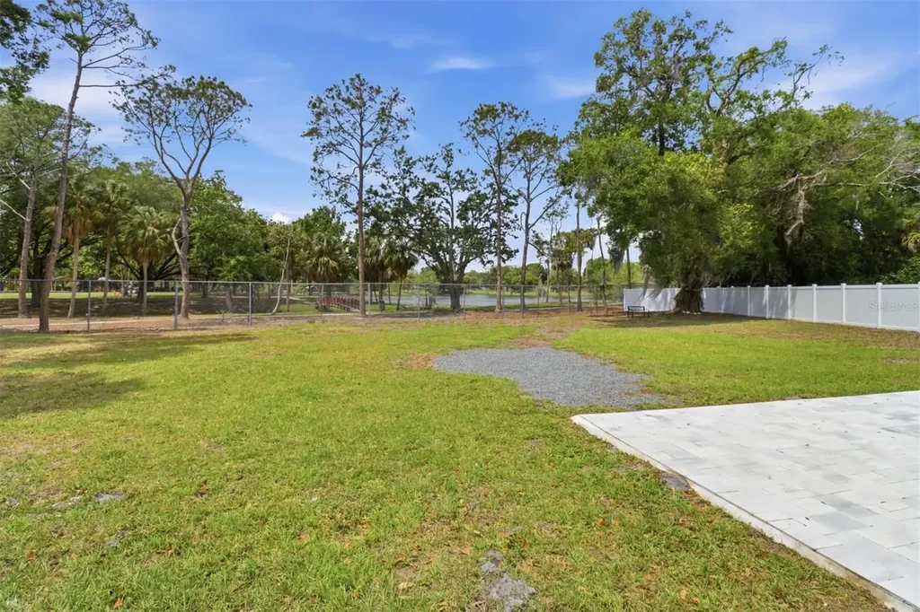 5345 Avon Court Orlando FL 32807