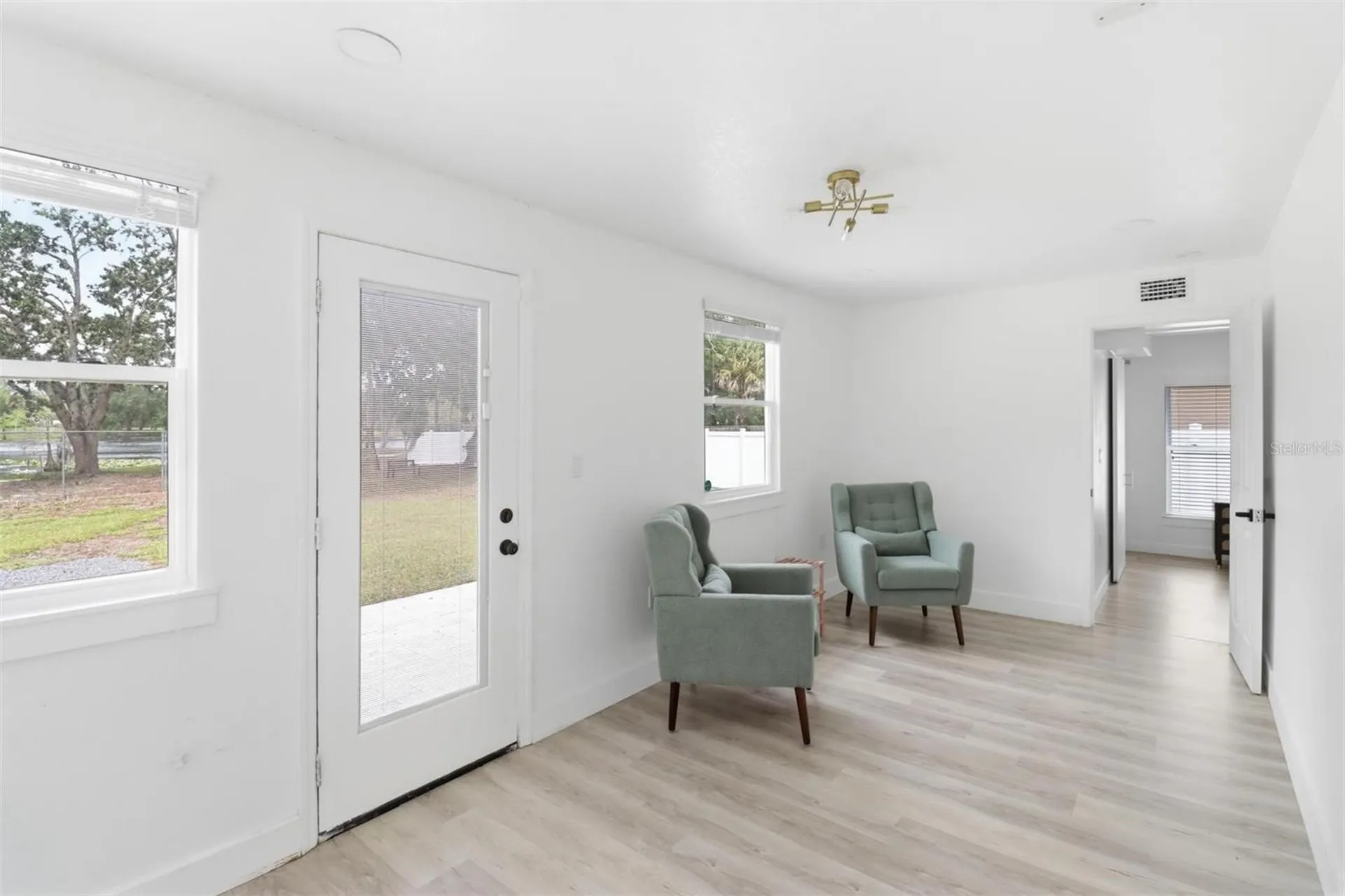 5345 Avon Court Orlando FL 32807