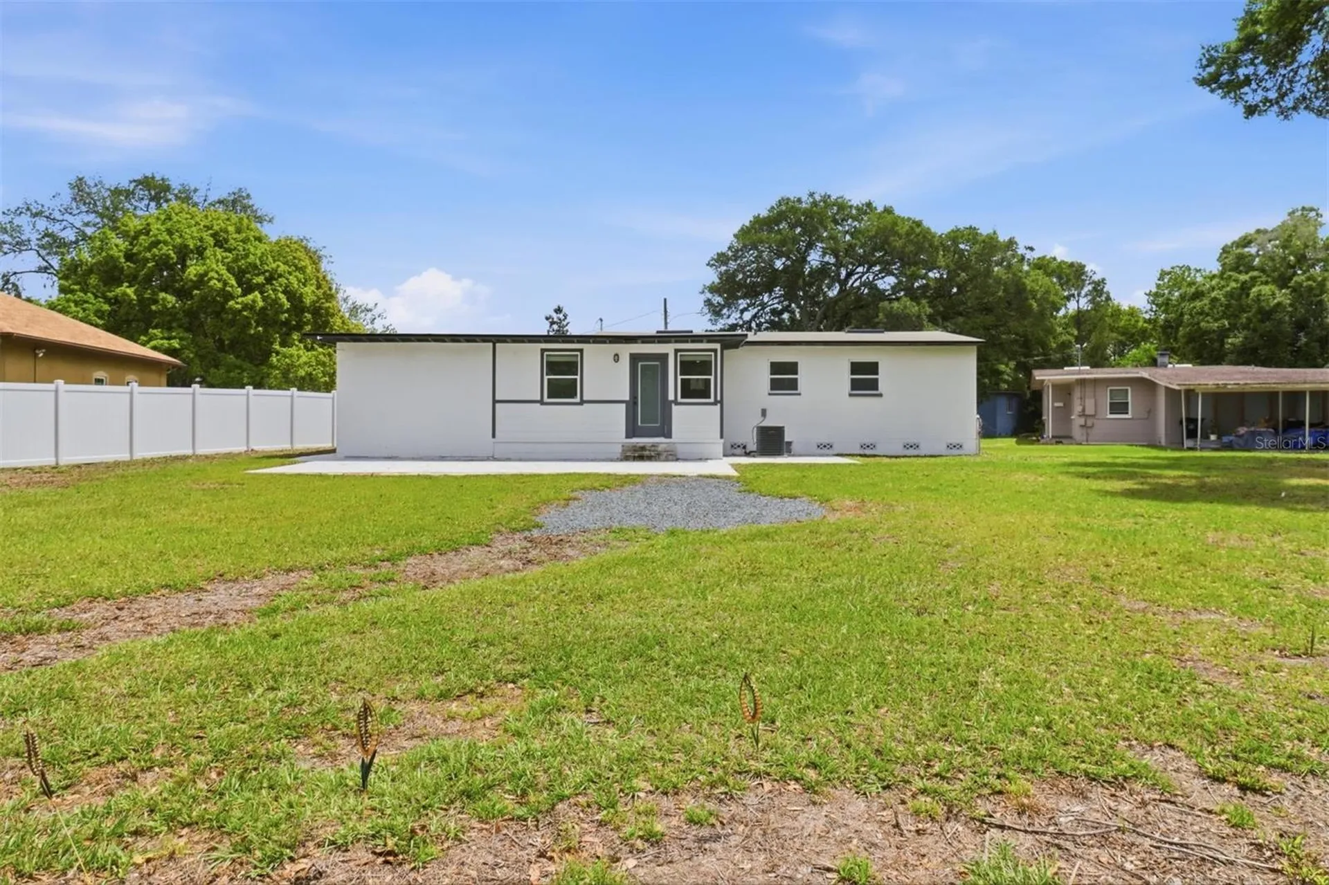 5345 Avon Court Orlando FL 32807