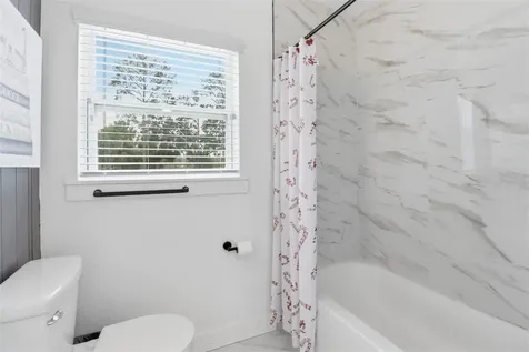 5345 Avon Court Orlando FL 32807