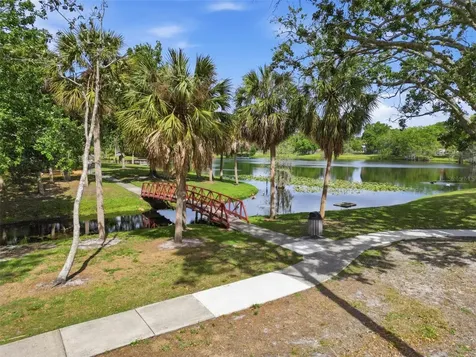 5345 Avon Court Orlando FL 32807