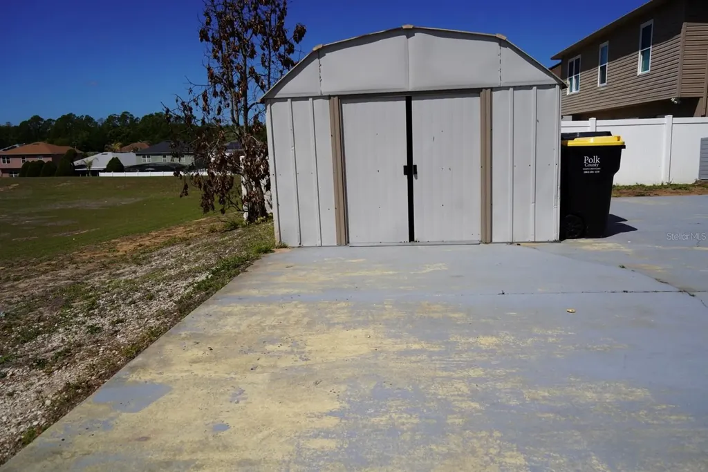557 Milford Street Davenport FL 33897