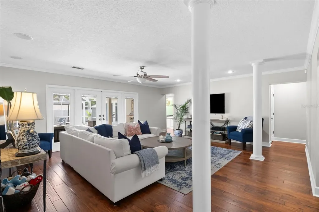 4002 W Kensington Avenue Tampa FL 33629