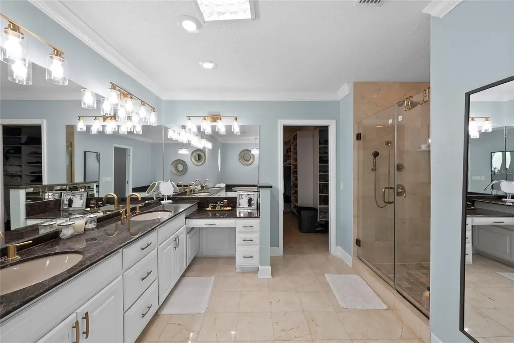 4002 W Kensington Avenue Tampa FL 33629