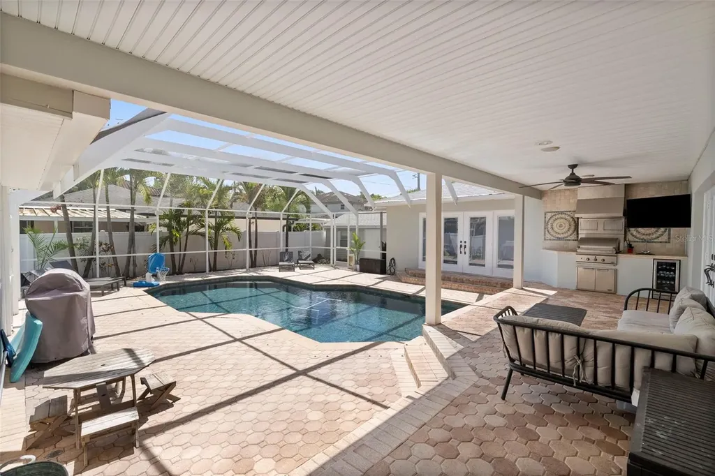 4002 W Kensington Avenue Tampa FL 33629