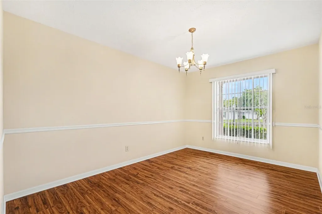 1709 Sakura Drive Valrico FL 33596