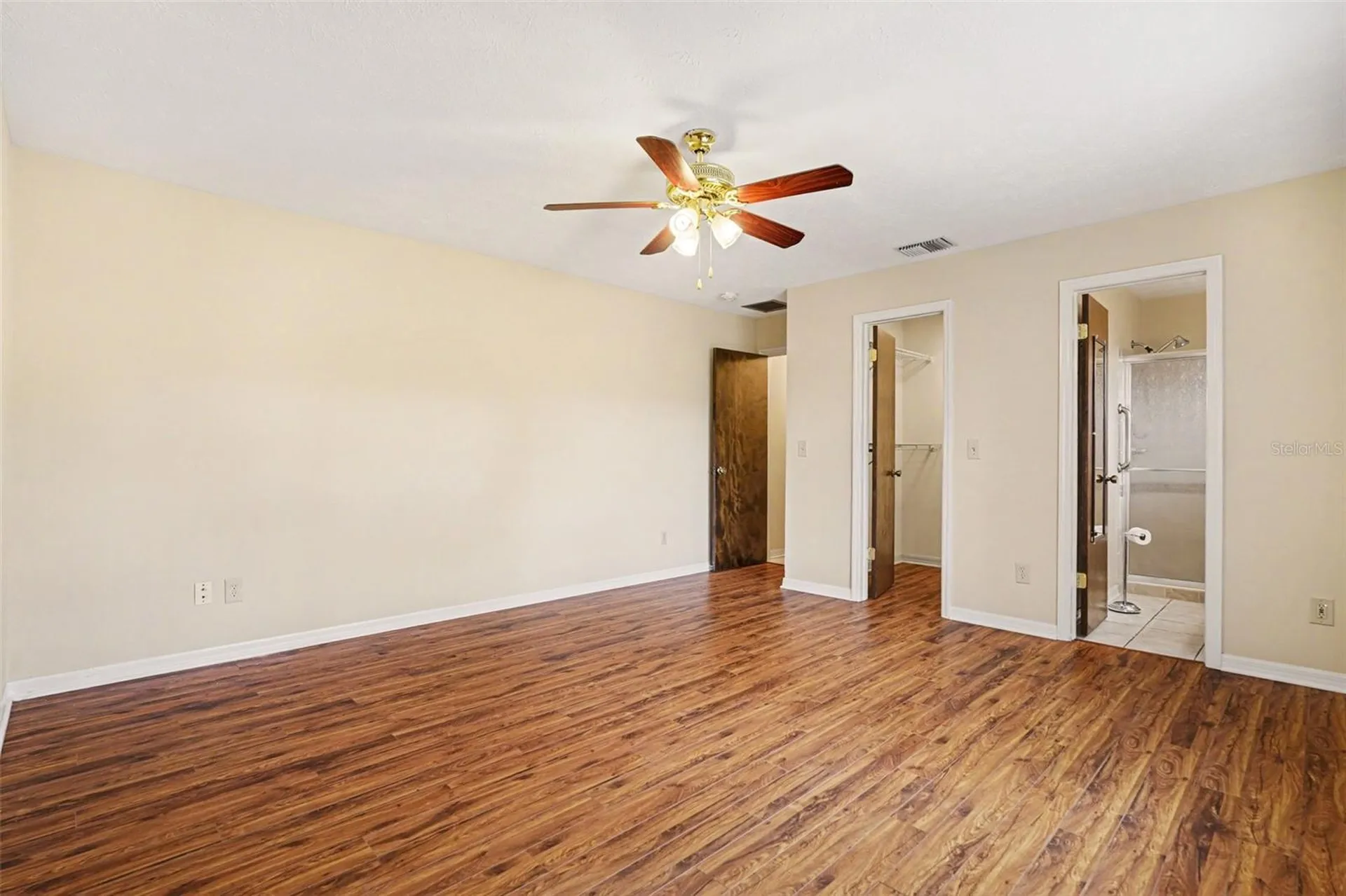 1709 Sakura Drive Valrico FL 33596