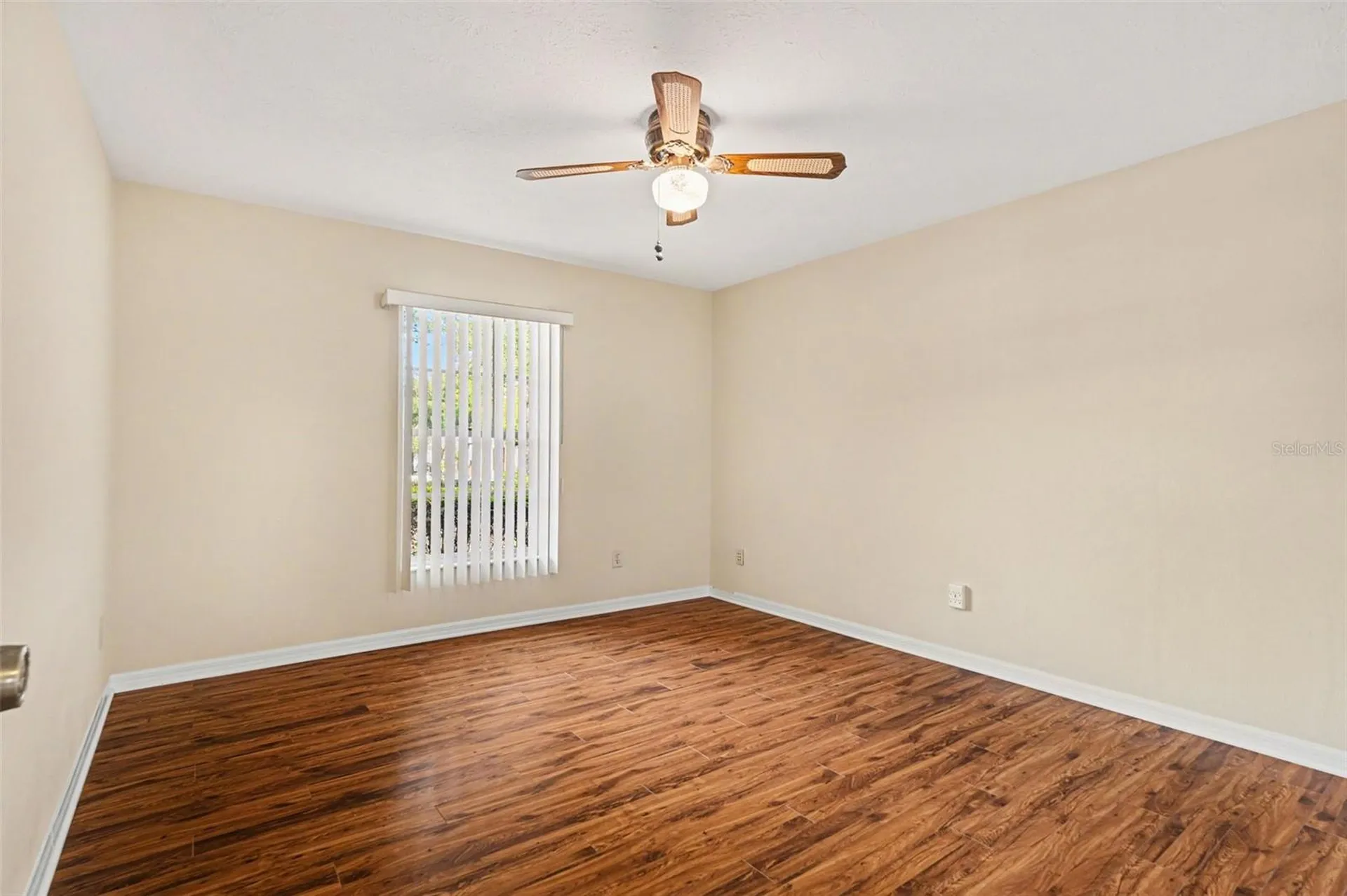 1709 Sakura Drive Valrico FL 33596