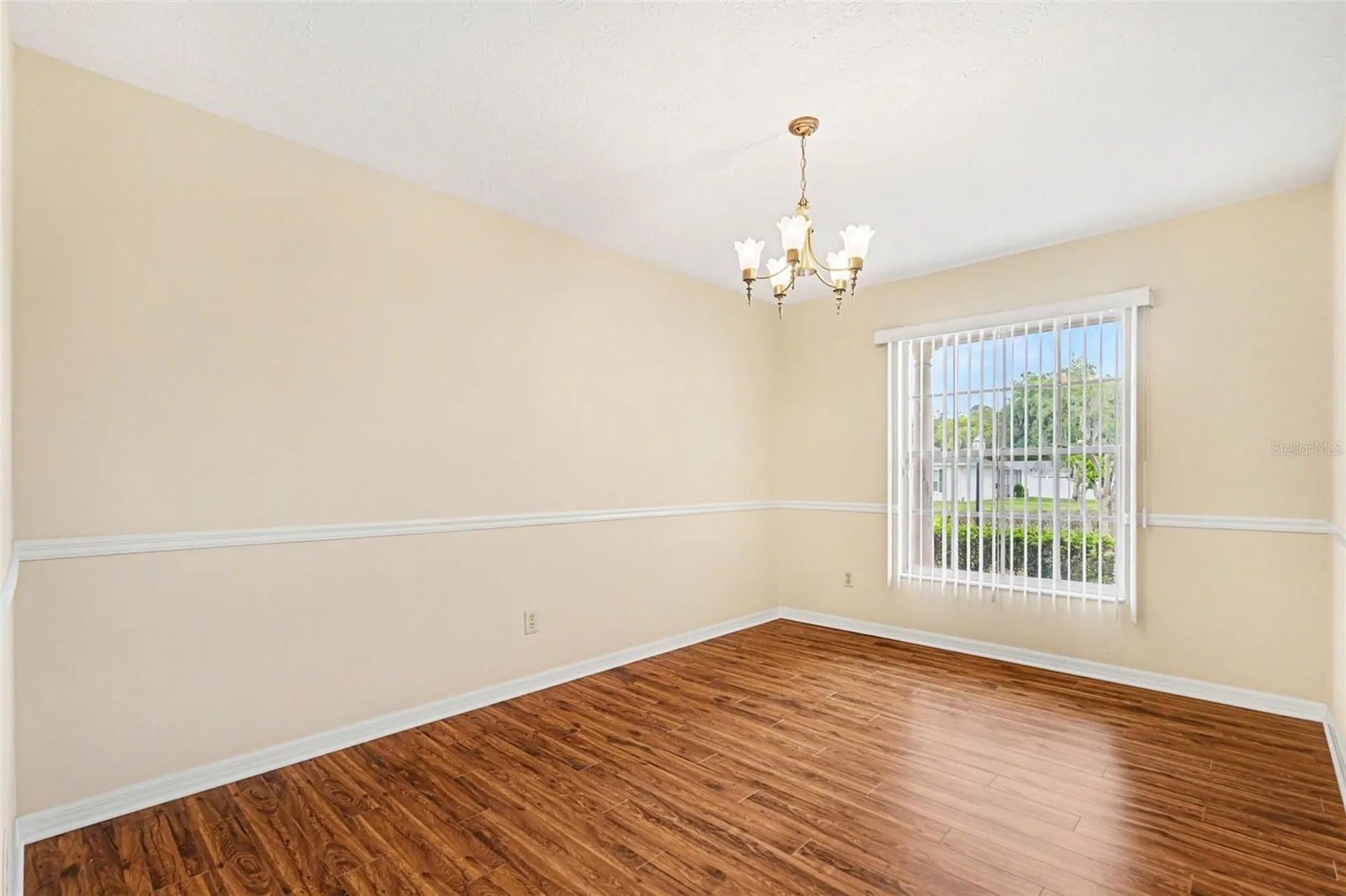 1709 Sakura Drive Valrico FL 33596