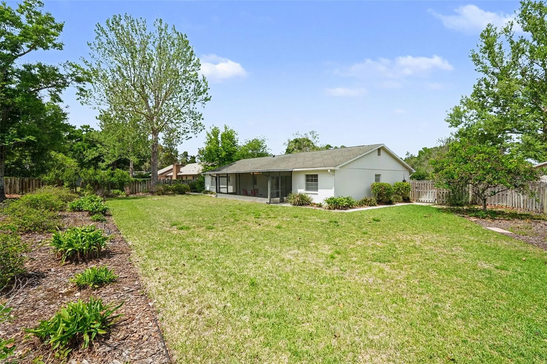 1709 Sakura Drive Valrico FL 33596