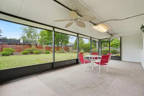 1709 Sakura Drive Valrico FL 33596