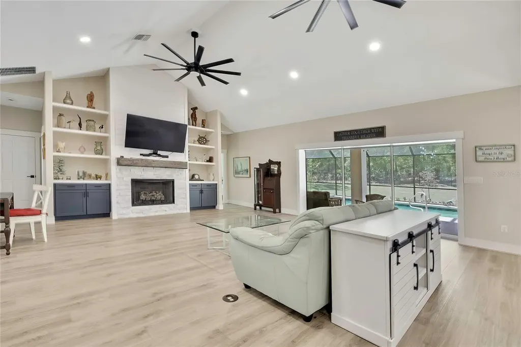 3991 N Buckhorn Drive Beverly Hills FL 34465