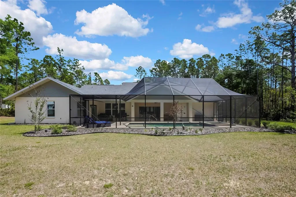 3991 N Buckhorn Drive Beverly Hills FL 34465
