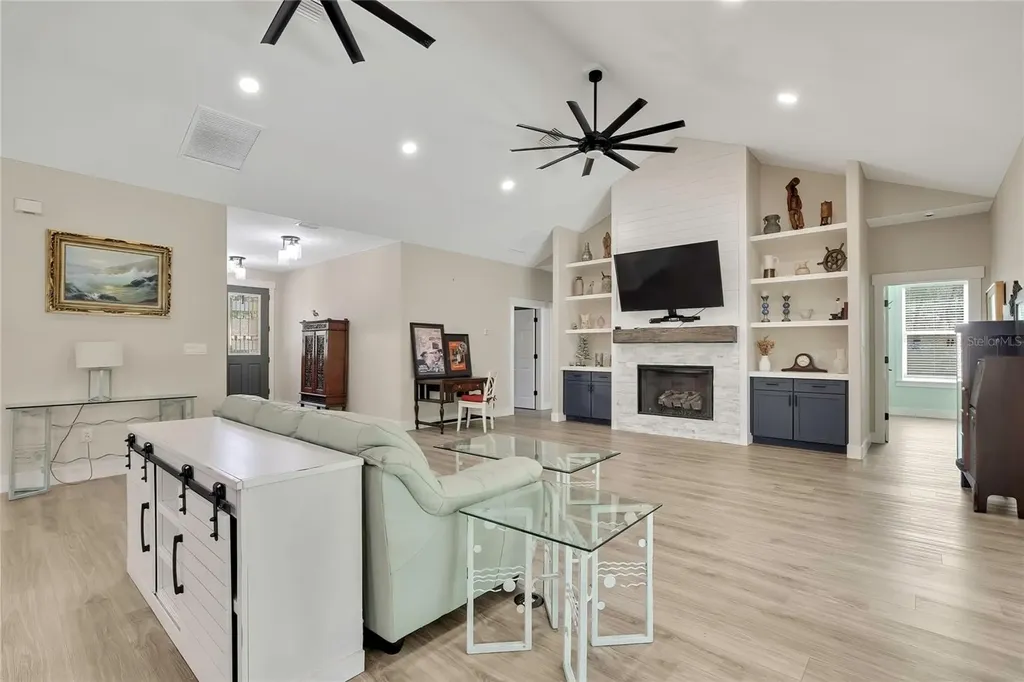 3991 N Buckhorn Drive Beverly Hills FL 34465
