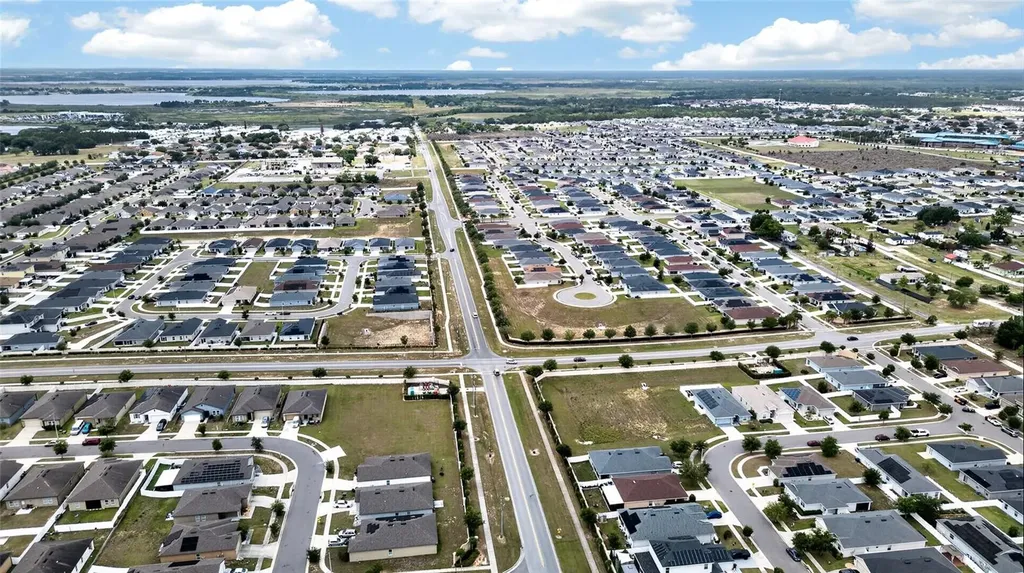 522 Pentas Lane Haines City FL 33844