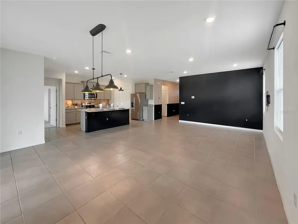 5043 Stokes Way Wildwood FL 34785