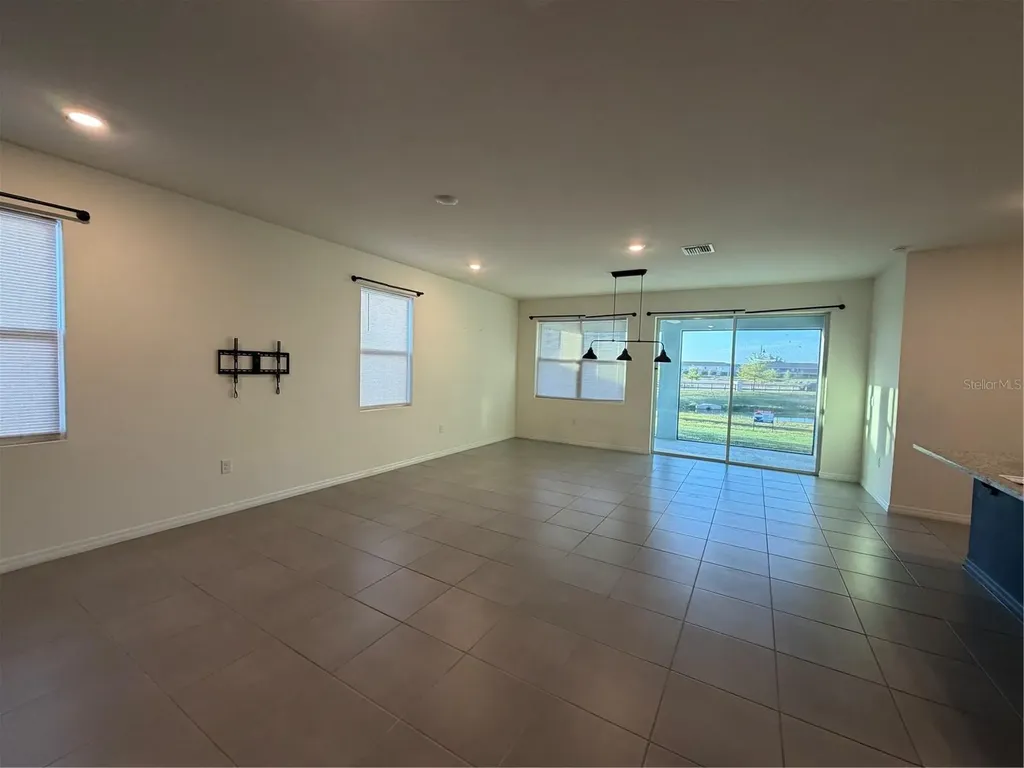 5043 Stokes Way Wildwood FL 34785
