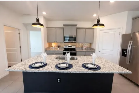 5043 Stokes Way Wildwood FL 34785