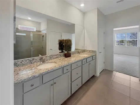 5043 Stokes Way Wildwood FL 34785