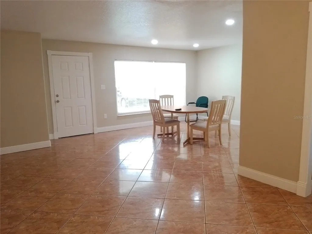2701 S Dellwood Drive Eustis FL 32726