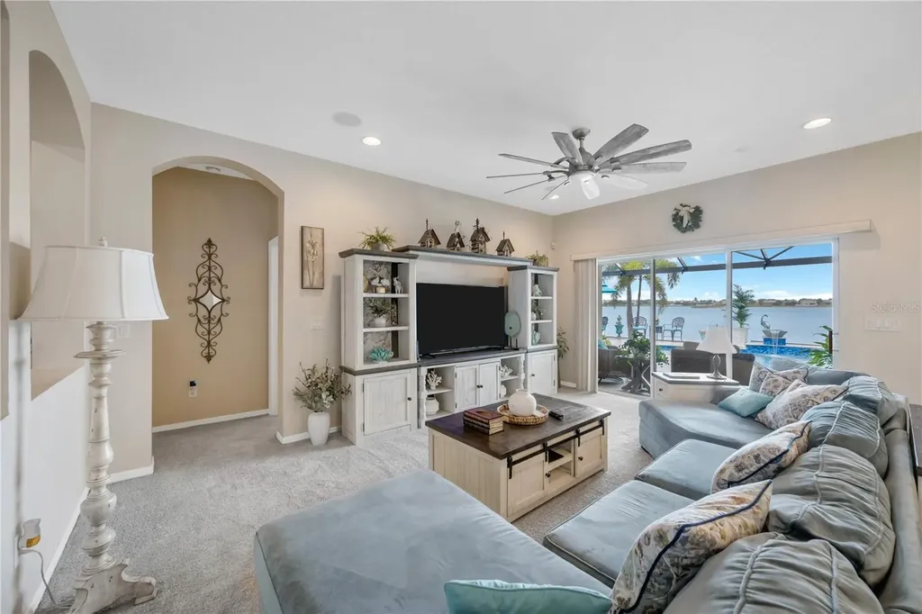 1842 Mira Lago Circle Ruskin FL 33570