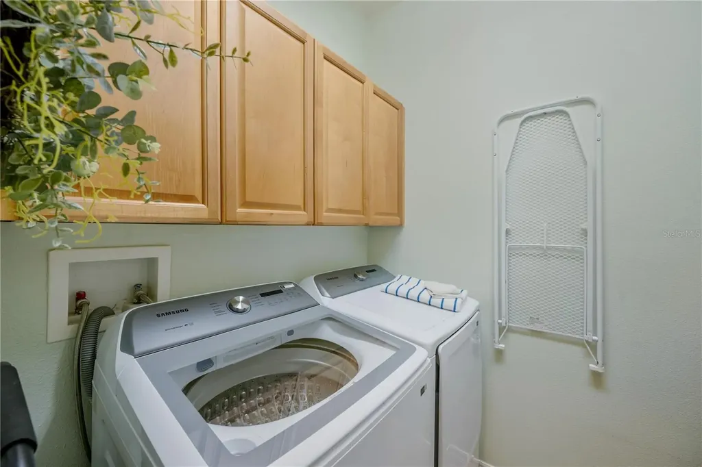 1842 Mira Lago Circle Ruskin FL 33570