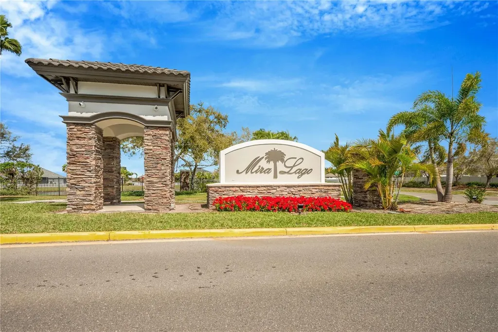 1842 Mira Lago Circle Ruskin FL 33570