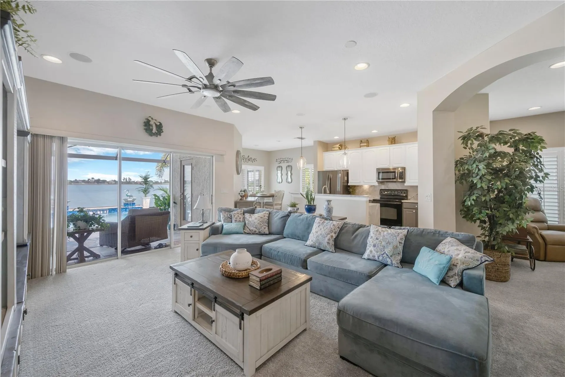 1842 Mira Lago Circle Ruskin FL 33570