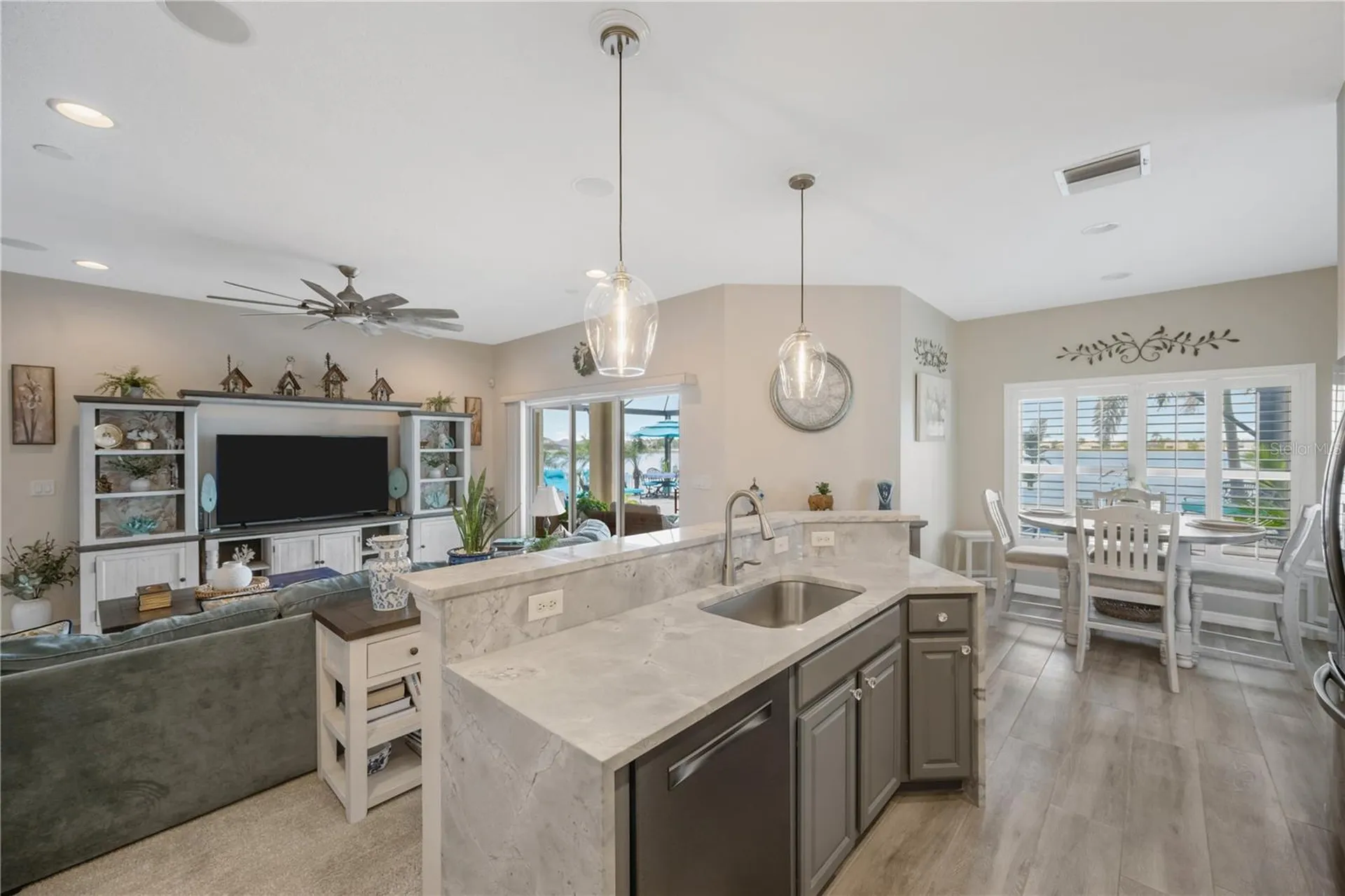 1842 Mira Lago Circle Ruskin FL 33570