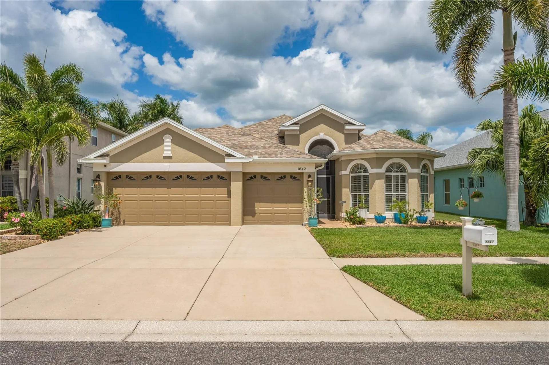 1842 Mira Lago Circle Ruskin FL 33570