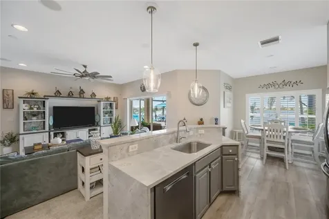 1842 Mira Lago Circle Ruskin FL 33570