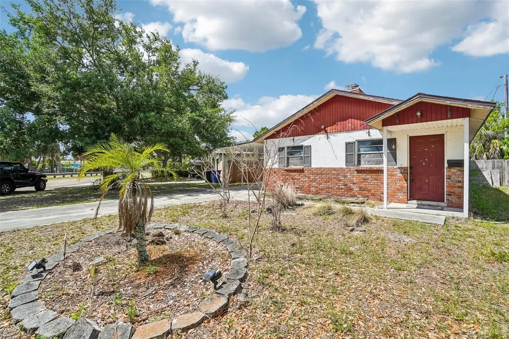 7227 32nd Avenue N St Petersburg FL 33710