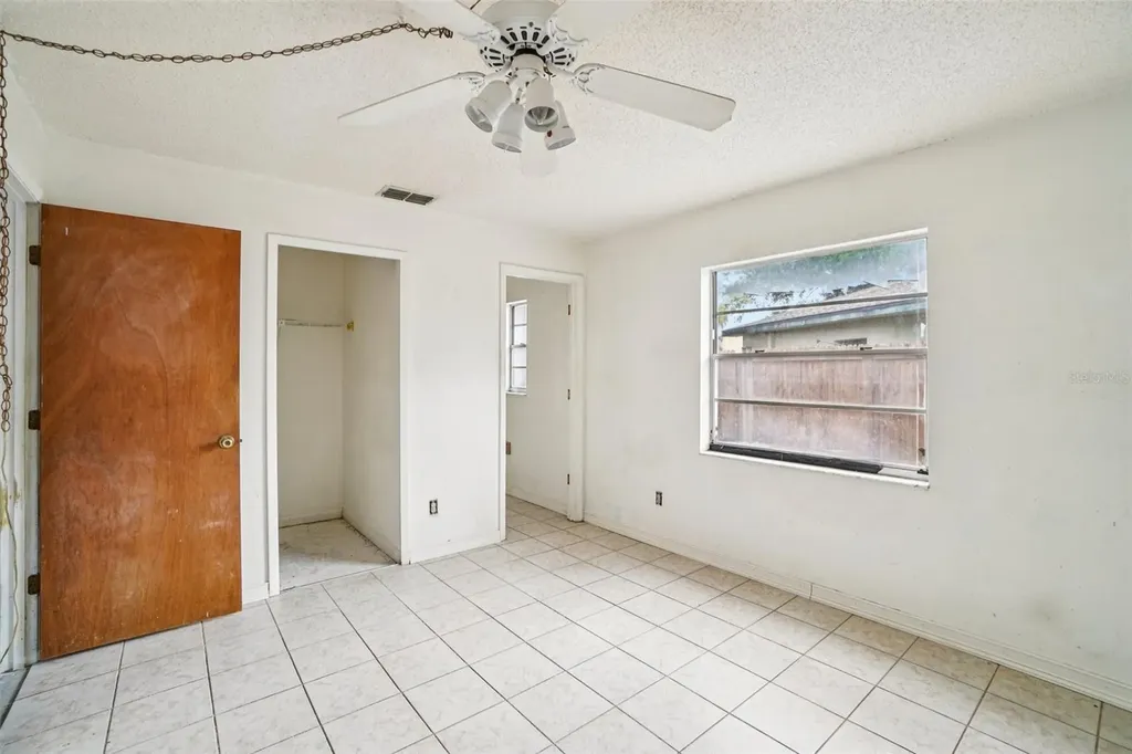 7227 32nd Avenue N St Petersburg FL 33710