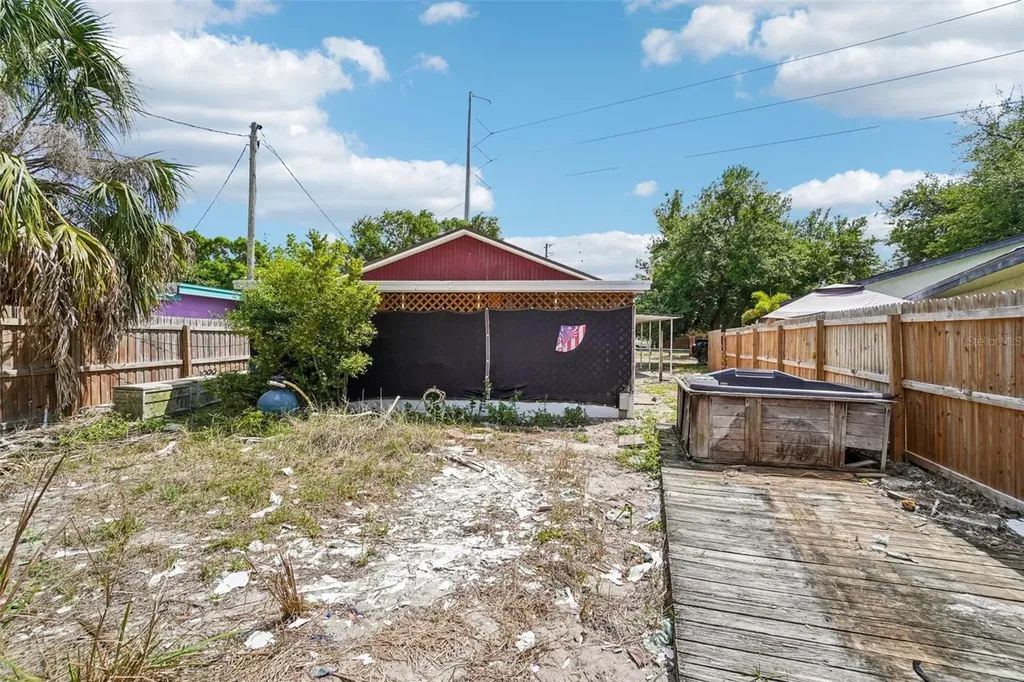 7227 32nd Avenue N St Petersburg FL 33710