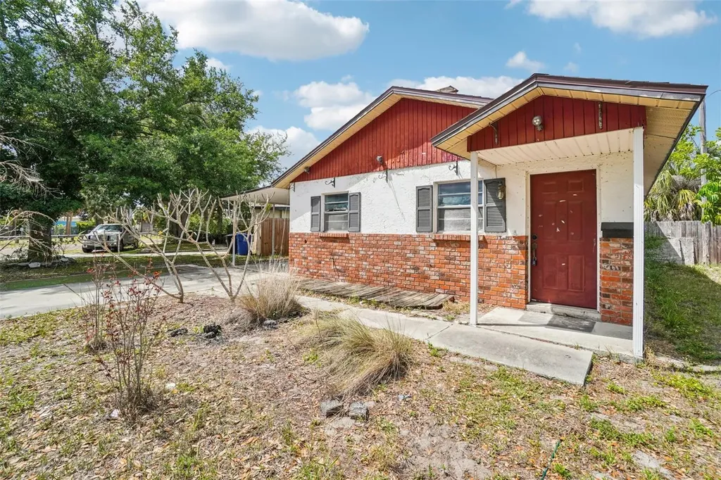 7227 32nd Avenue N St Petersburg FL 33710