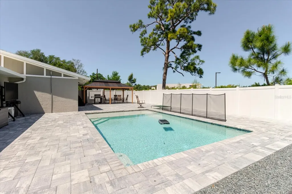 8105 Brower Drive Bradenton FL 34211
