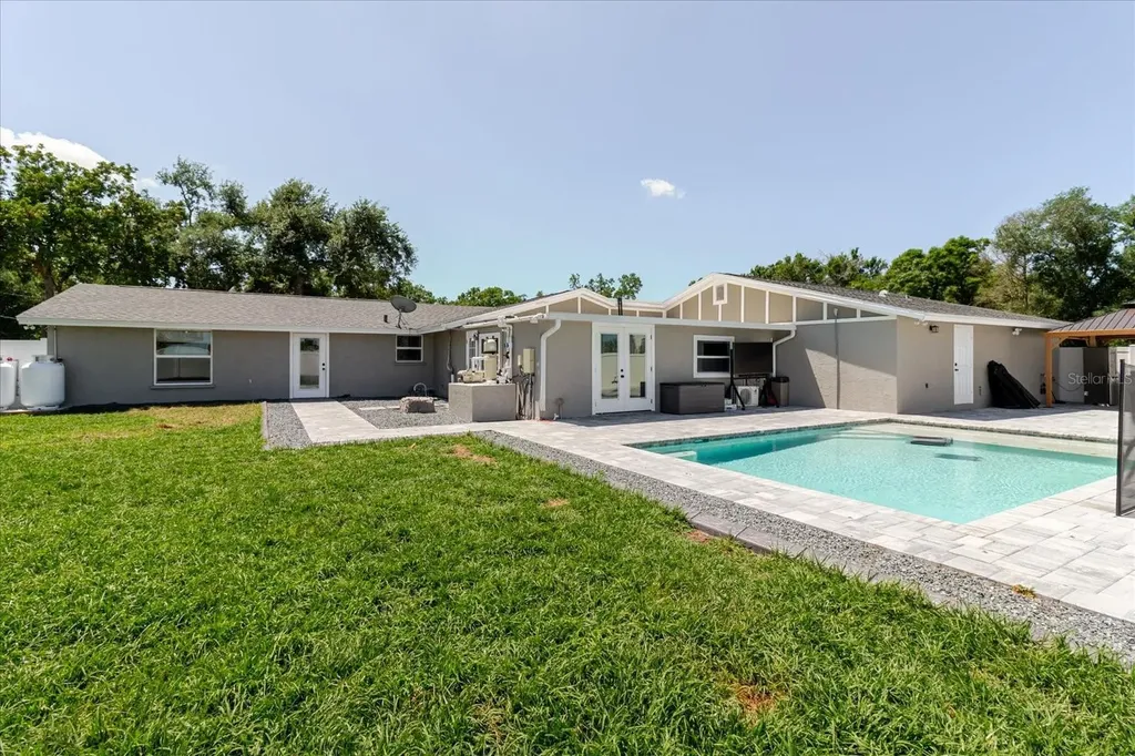 8105 Brower Drive Bradenton FL 34211