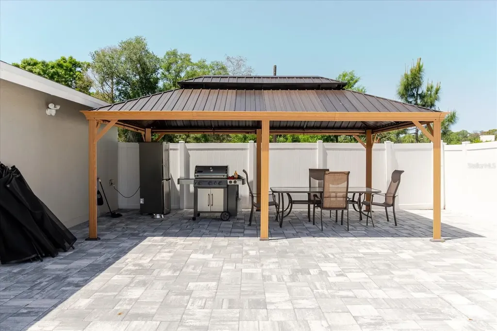 8105 Brower Drive Bradenton FL 34211