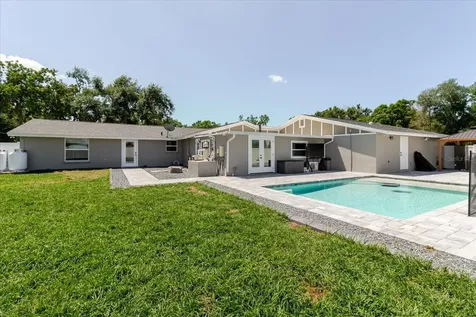 8105 Brower Drive Bradenton FL 34211