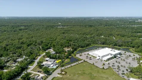 8105 Brower Drive Bradenton FL 34211