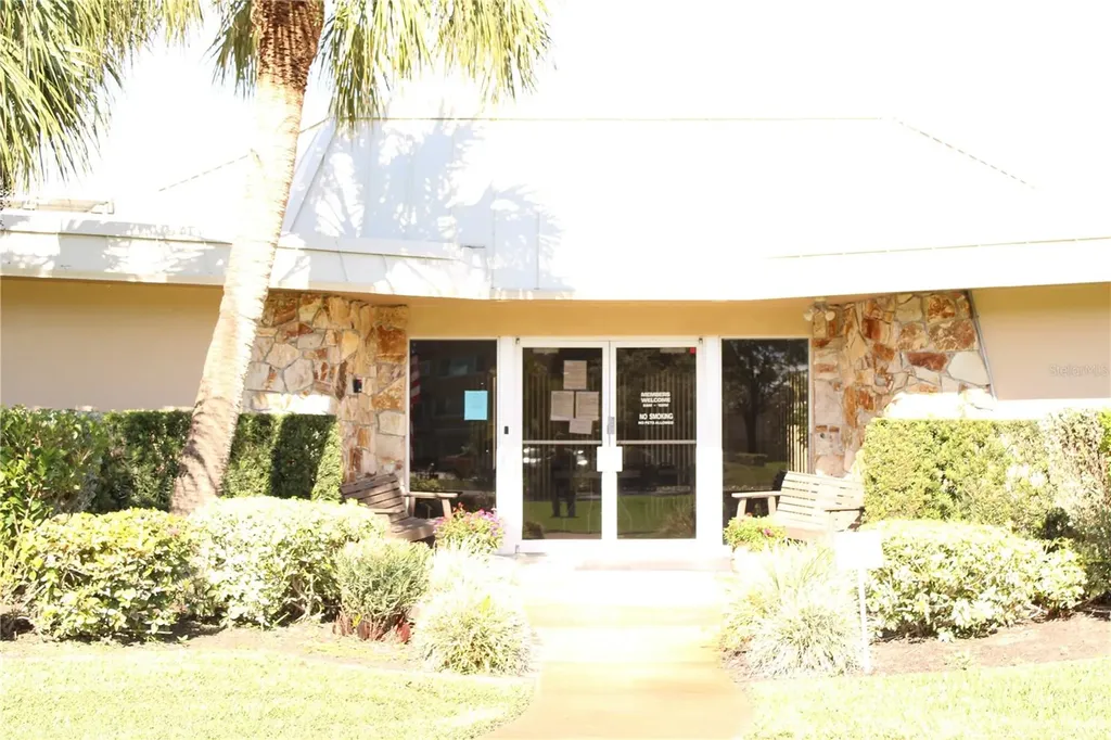 4240 Ironwood Circle Bradenton FL 34209