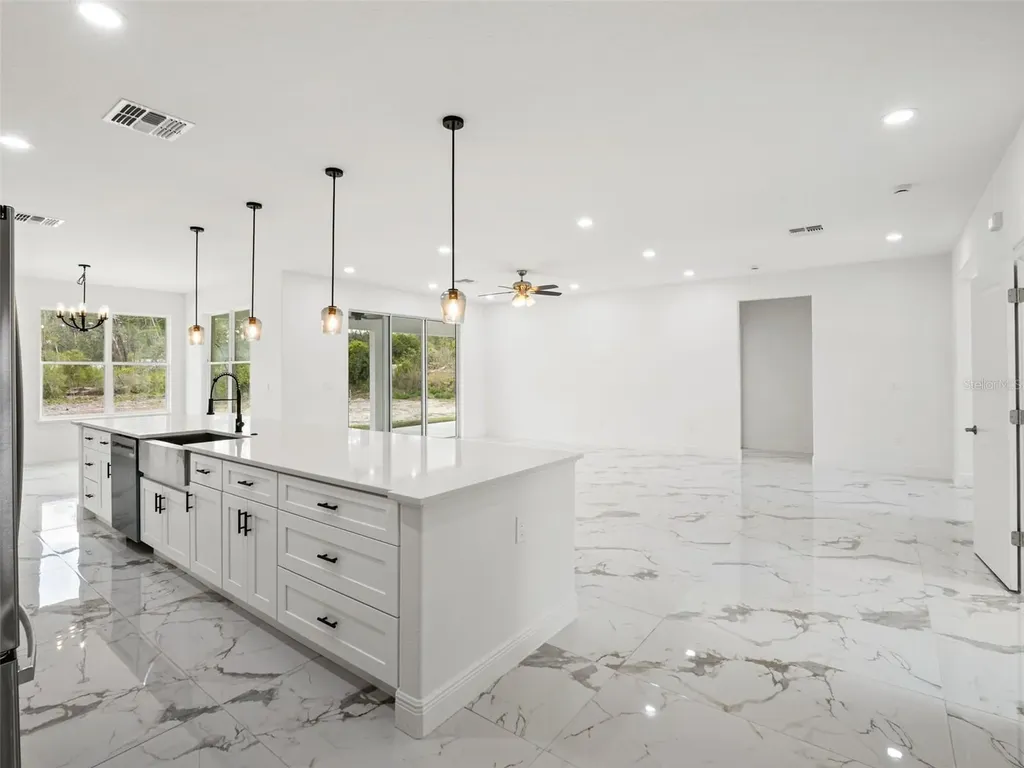 42430 Fir Street Eustis FL 32736