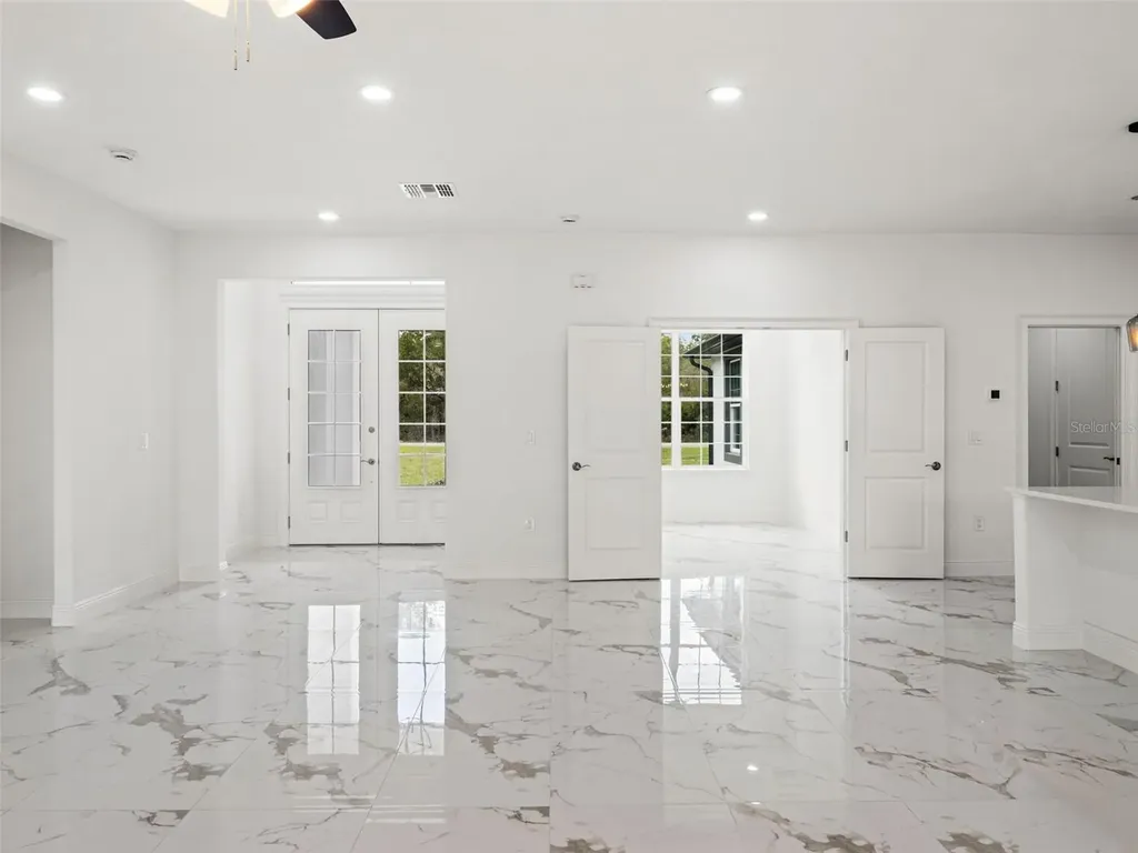 42430 Fir Street Eustis FL 32736