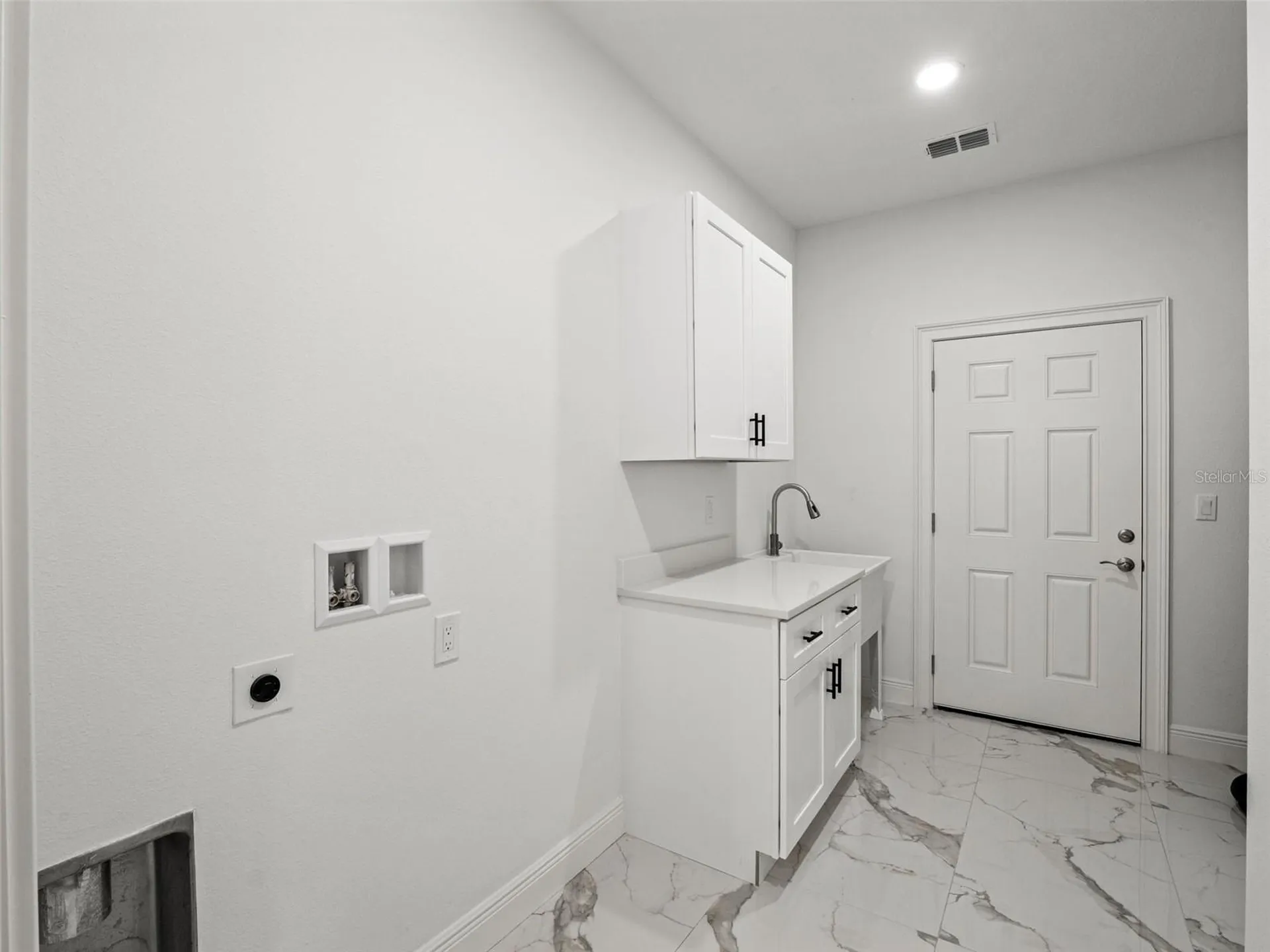 42430 Fir Street Eustis FL 32736