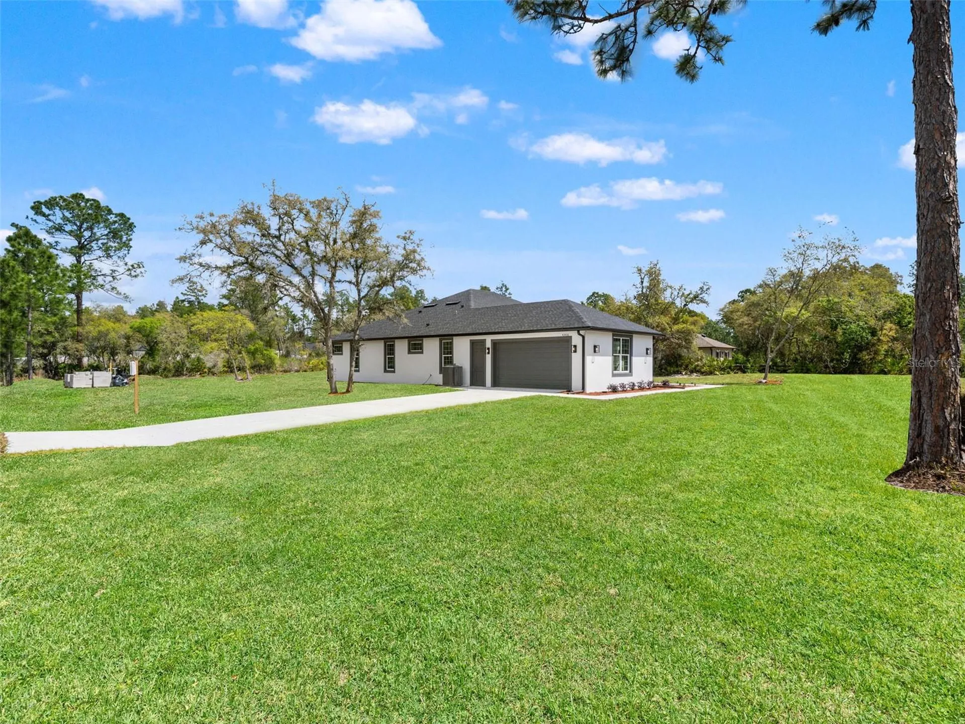 42430 Fir Street Eustis FL 32736