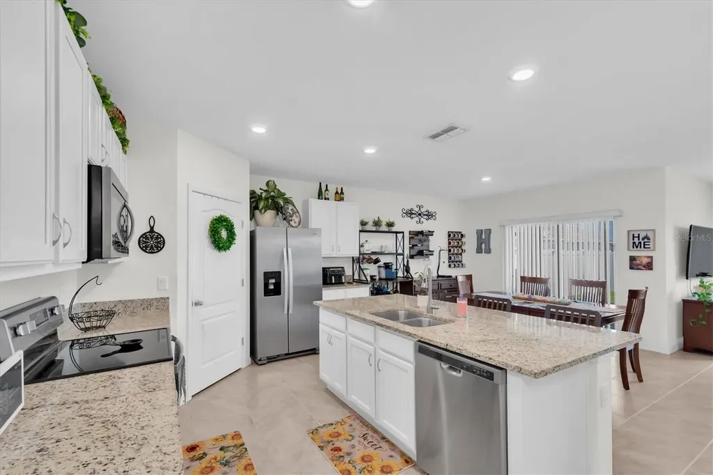 2826 Van Amber Court Lakeland FL 33811