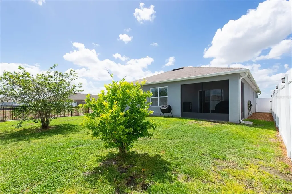 2826 Van Amber Court Lakeland FL 33811